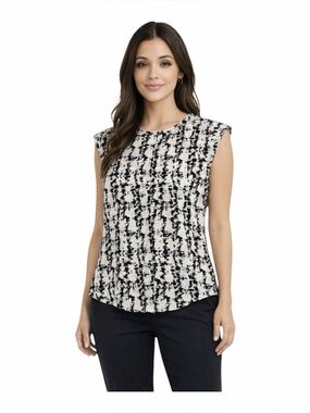 Violet & Claire Black and White Abstract Blouse
